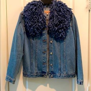 Ladies jean jacket with custom collar